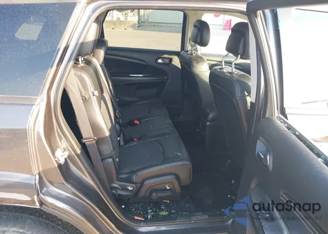 2015 Dodge Journey Crossroad z USA, uszkodzony, nr VIN 3C4PDDGG9FT684684